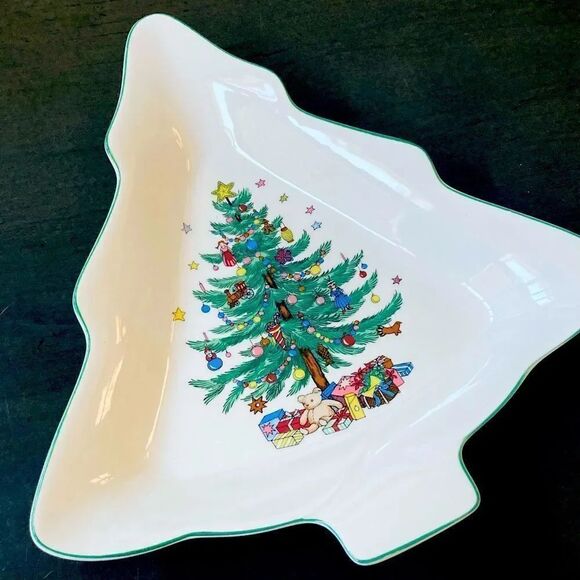Nikko Ceramics Other - Nikko Christmas Tree Shaped Candy Dish Decor